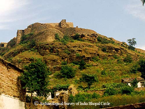 Chanderi Fort 