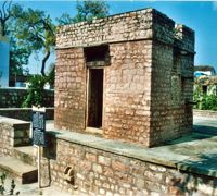 Tomb of Abul Fazal Monument