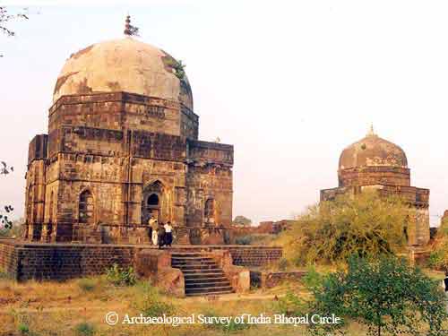 Dome of Adil Shah Faruki  