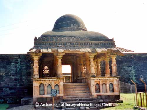 Lat Ki Masjid 