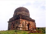 Tomb north of Alamgir gate 1