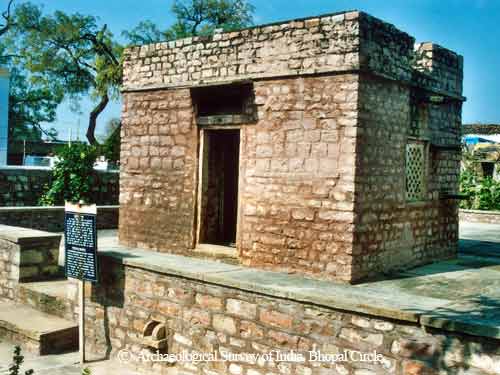 Tomb of Abul Fazal 