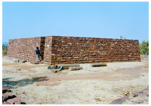  Stupas and other remains at Satdhara

